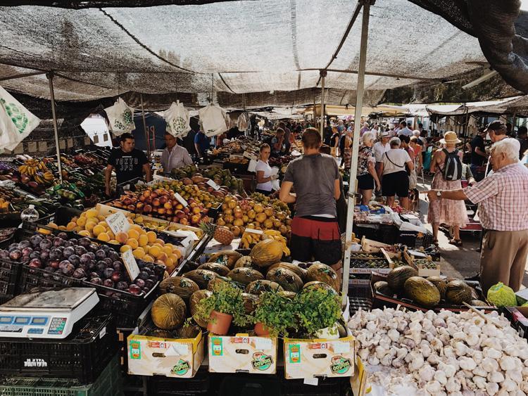  Paris Le Marche de Belleville